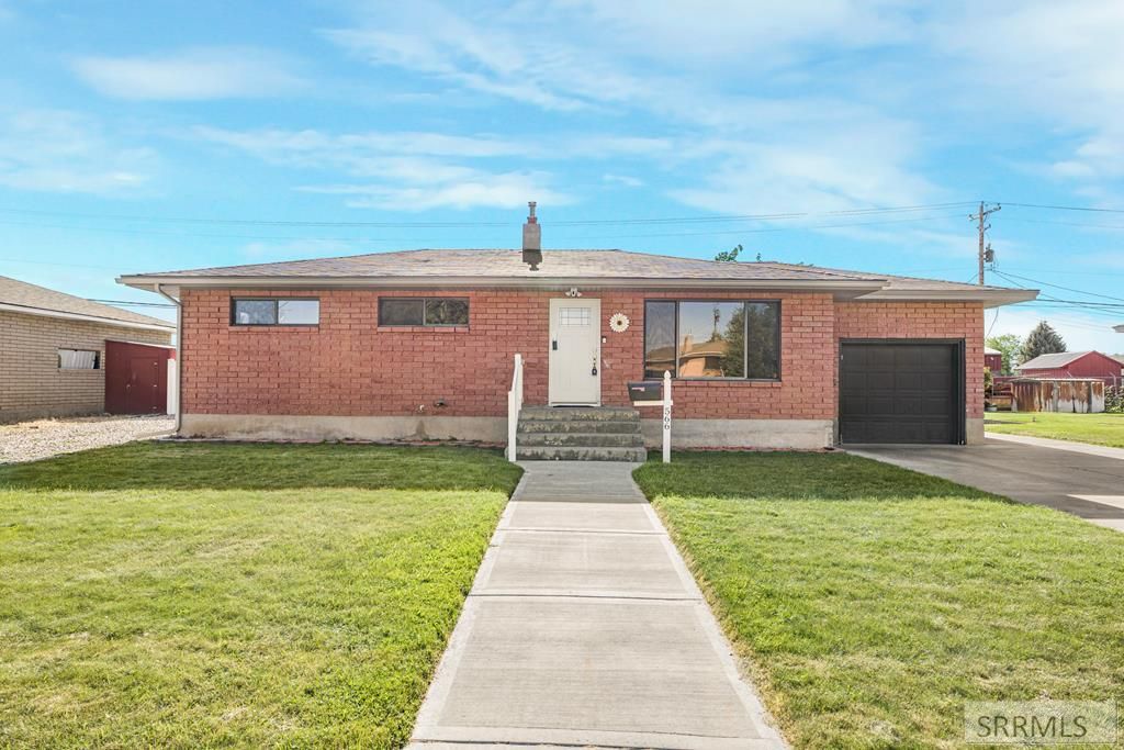566 Holley Street, Shelley, ID 83274