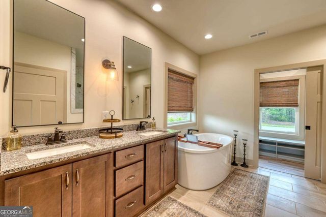 2368 Haven Heights Road, Hiawassee, GA 30546