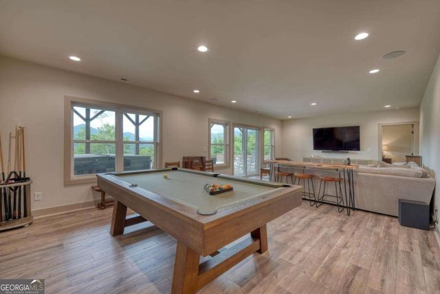 2368 Haven Heights Road, Hiawassee, GA 30546