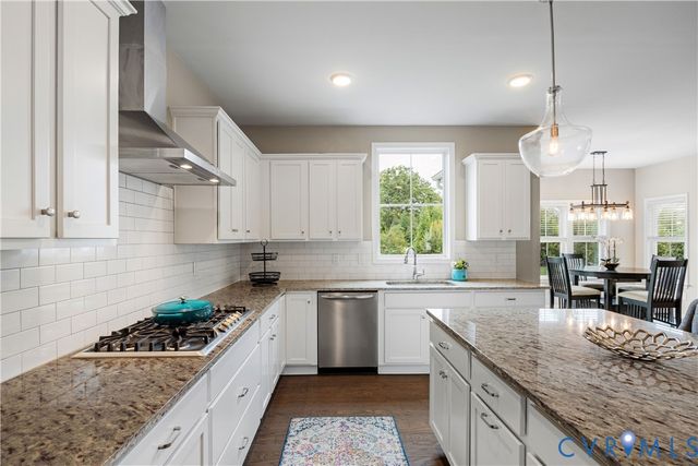 11913 Helmway Ct, Chester, VA 23836