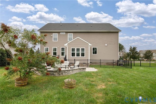 11913 Helmway Ct, Chester, VA 23836