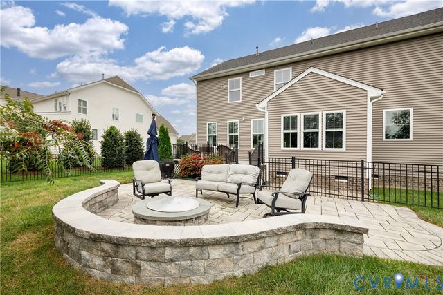 11913 Helmway Ct, Chester, VA 23836
