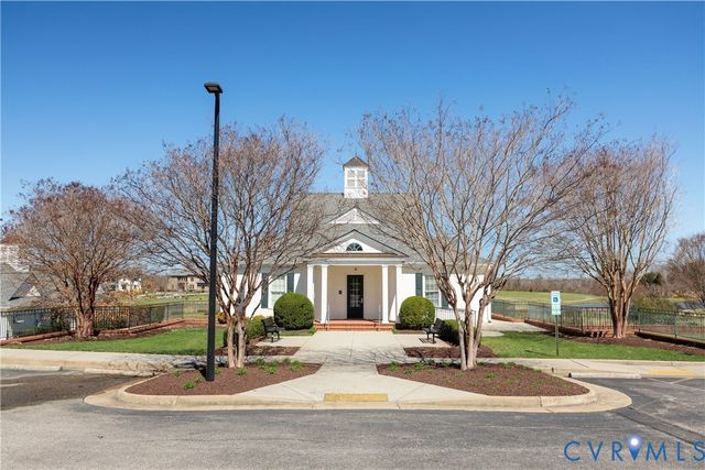 11913 Helmway Ct, Chester, VA 23836