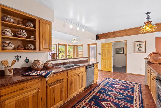10709 Cielo Vista Del Norte, Corrales, NM 87048