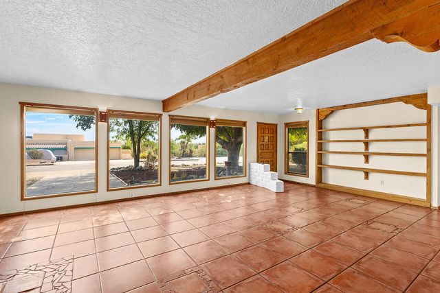 10709 Cielo Vista Del Norte, Corrales, NM 87048