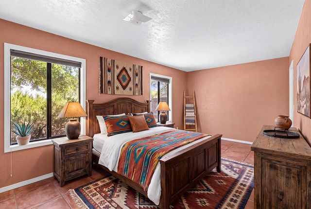 10709 Cielo Vista Del Norte, Corrales, NM 87048