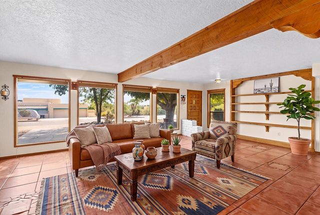 10709 Cielo Vista Del Norte, Corrales, NM 87048