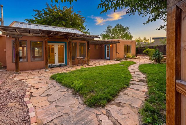 10709 Cielo Vista Del Norte, Corrales, NM 87048