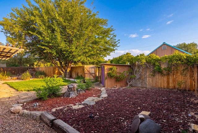 10709 Cielo Vista Del Norte, Corrales, NM 87048