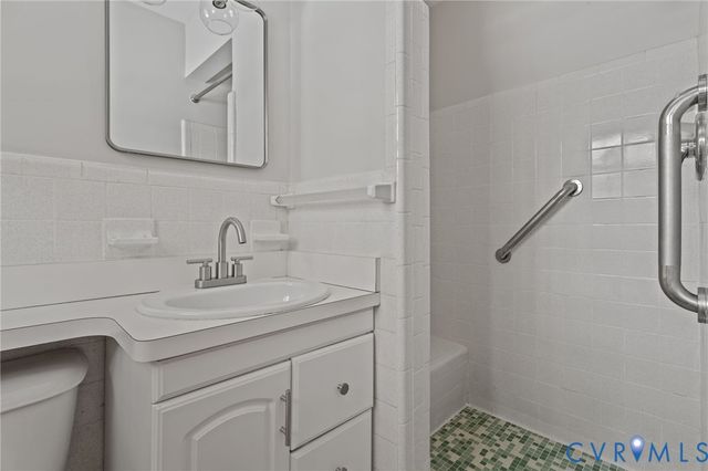 10505 Thames Dr, Henrico, VA 23238