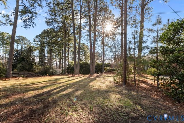 10505 Thames Dr, Henrico, VA 23238