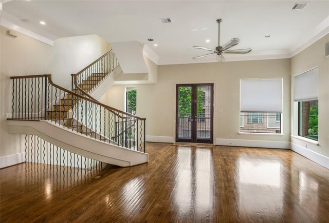 5505 Rose Street, Houston, TX 77007