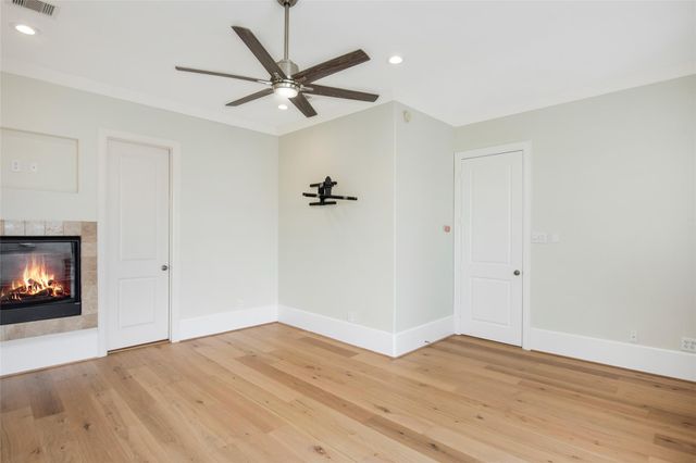 5505 Rose Street, Houston, TX 77007