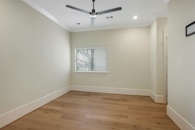 5505 Rose Street, Houston, TX 77007