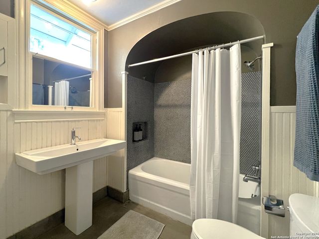 401 Shook, San Antonio, TX 78212