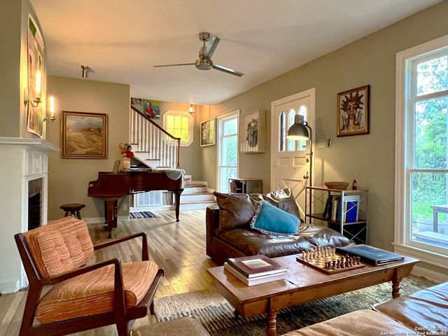 401 Shook, San Antonio, TX 78212