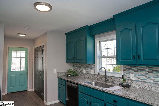 137 Sky View Circle, Liberty, SC 29657