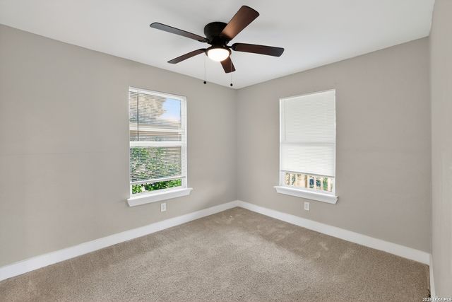 414 MEDINA DR, Bandera, TX 78003