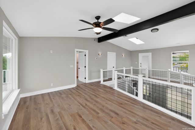 414 MEDINA DR, Bandera, TX 78003