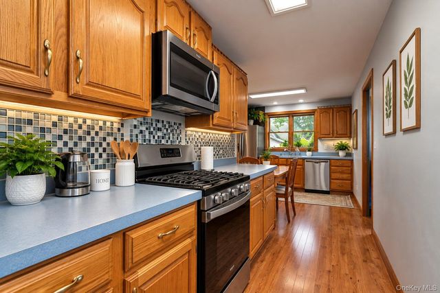 230 Lindenwood Road, Staten Island, NY 10308
