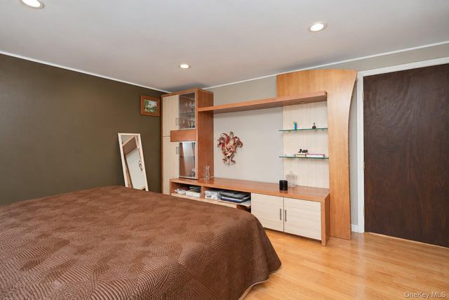 230 Lindenwood Road, Staten Island, NY 10308