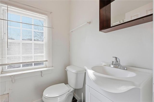 14 Connor PL, Portsmouth, VA 23702