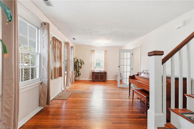 14 Connor PL, Portsmouth, VA 23702