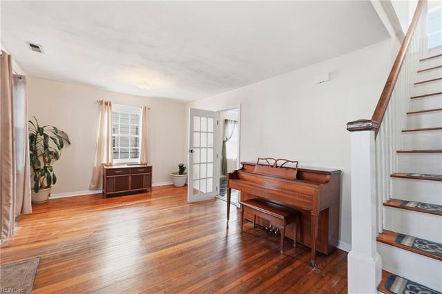 14 Connor PL, Portsmouth, VA 23702