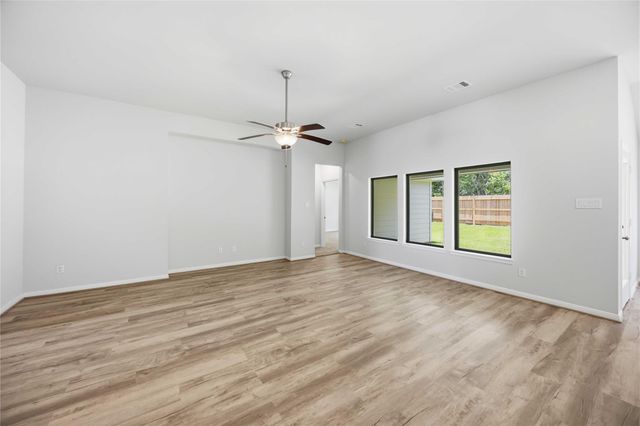 2834 River Juniper Lane, Crosby, TX 77532
