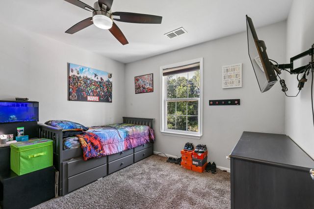 6217 OAKLAND DR, Woodbridge, VA 22193