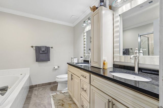 6217 OAKLAND DR, Woodbridge, VA 22193