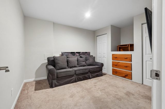 6217 OAKLAND DR, Woodbridge, VA 22193