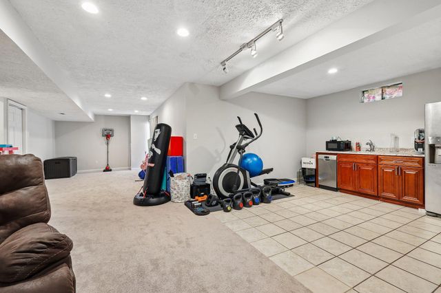 6217 OAKLAND DR, Woodbridge, VA 22193