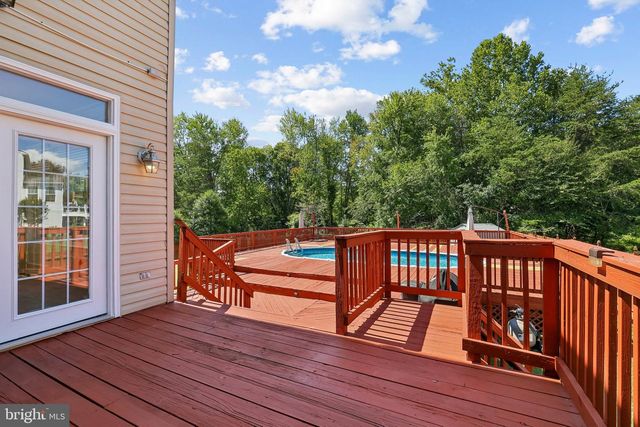 6217 OAKLAND DR, Woodbridge, VA 22193