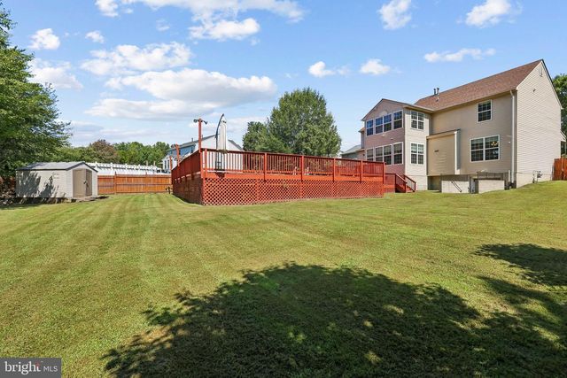 6217 OAKLAND DR, Woodbridge, VA 22193