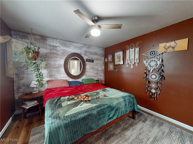 14801 Larkfield Drive, Brook Park, OH 44142