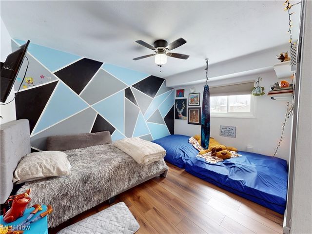 14801 Larkfield Drive, Brook Park, OH 44142