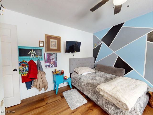 14801 Larkfield Drive, Brook Park, OH 44142