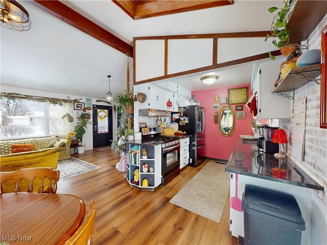 14801 Larkfield Drive, Brook Park, OH 44142