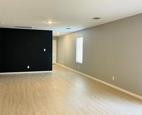 1405 Merlin Bluff Street, Forney, TX 75126
