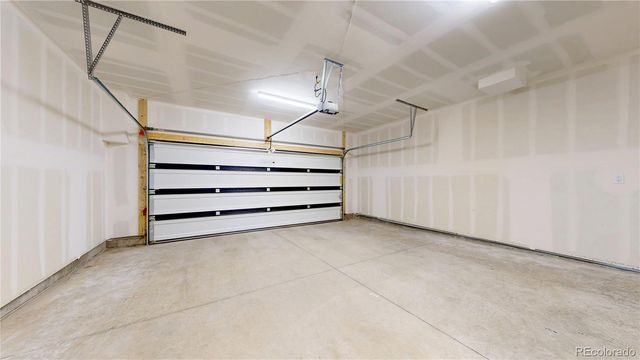 933 Edge Circle, Longmont, CO 80501