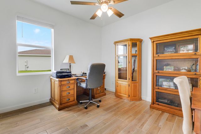 5783 SE Skyblue Circle, Stuart, FL 34997