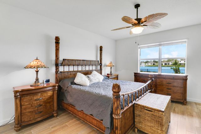 5783 SE Skyblue Circle, Stuart, FL 34997