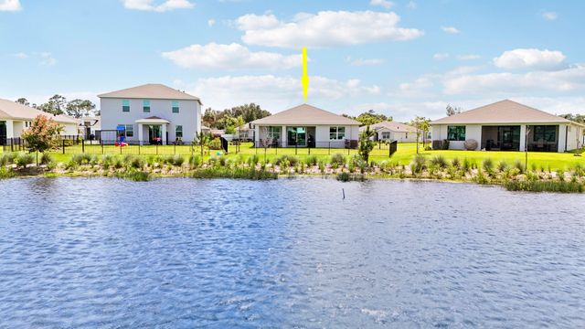 5783 SE Skyblue Circle, Stuart, FL 34997