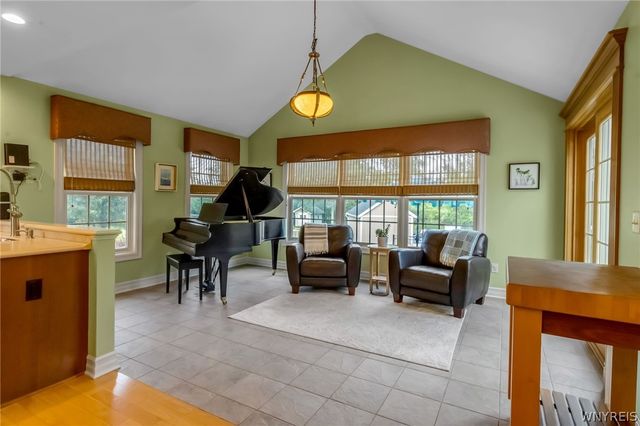 5551 Field Brook Drive, Clarence, NY 14051