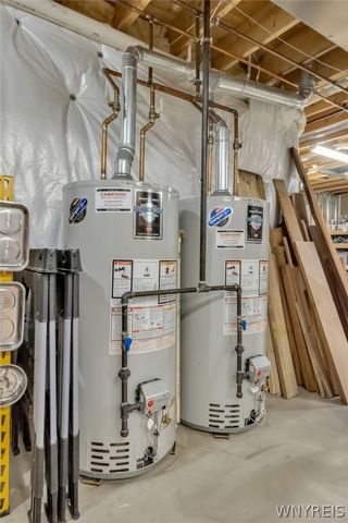 5551 Field Brook Drive, Clarence, NY 14051