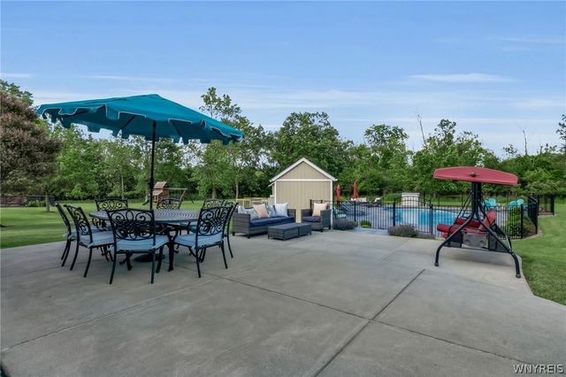 5551 Field Brook Drive, Clarence, NY 14051