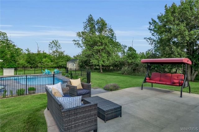 5551 Field Brook Drive, Clarence, NY 14051
