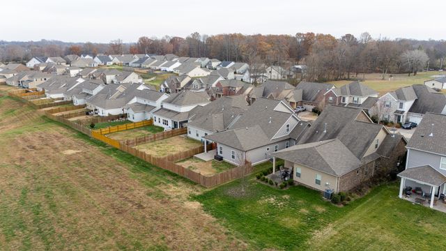 123 Telavera Dr, White House, TN 37188