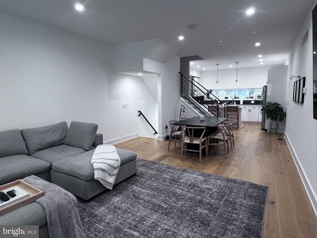 1748 N HOPE ST, Philadelphia, PA 19122